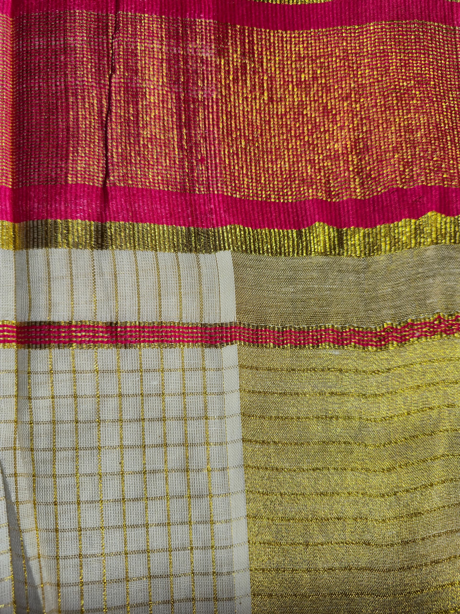 Pink Micro Check Saree — image 5 of 5